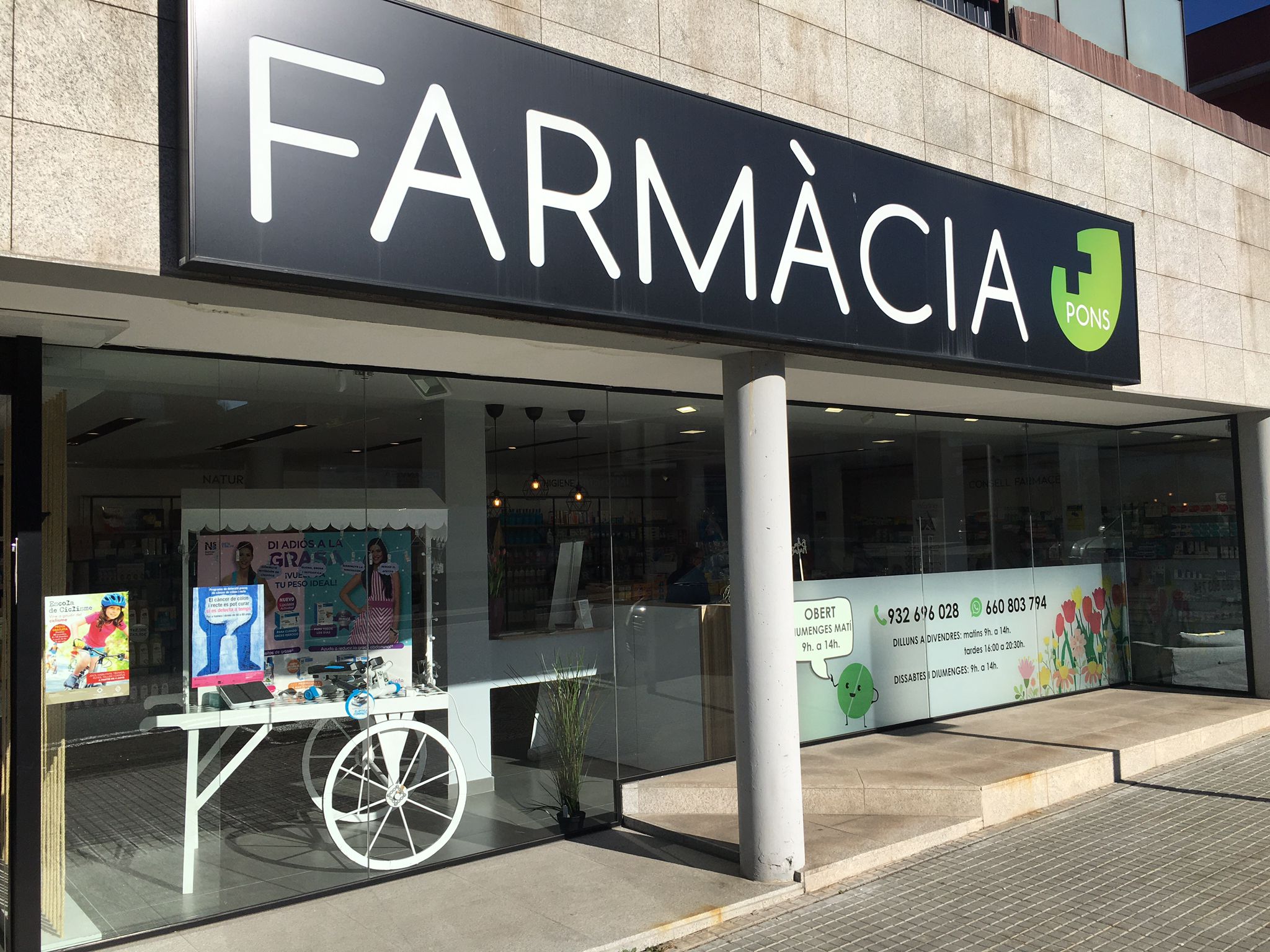 Foto farmacia exterior