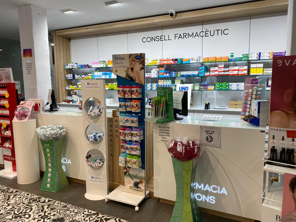 Foto farmacia interior recepcio nit