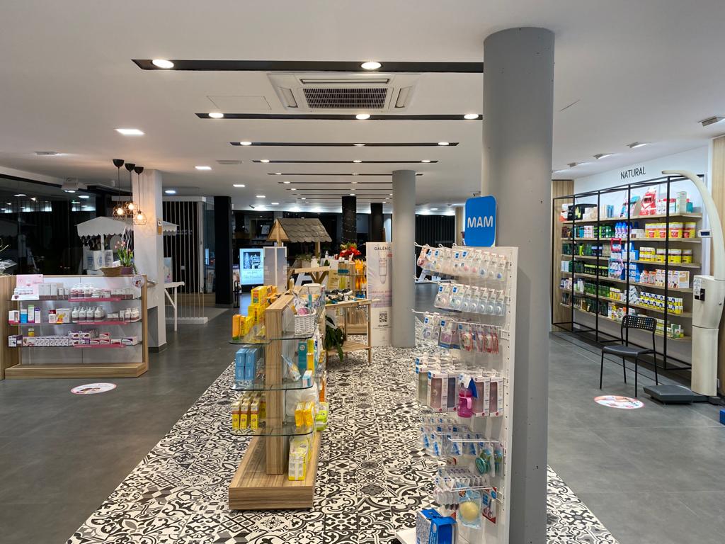 Foto farmacia interior recepcio